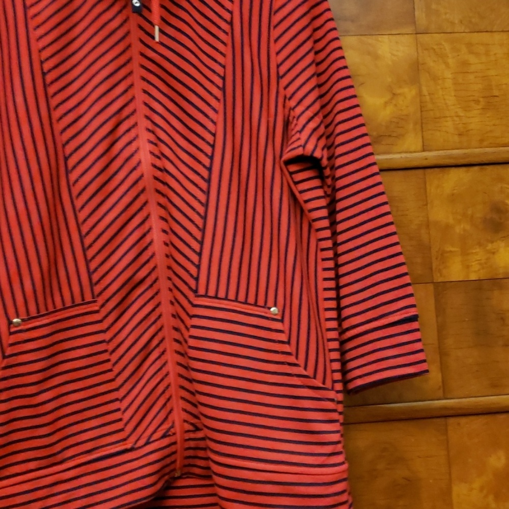 Northstyle Red & Black Stripe Blouse Size M - Picture 3 of 8